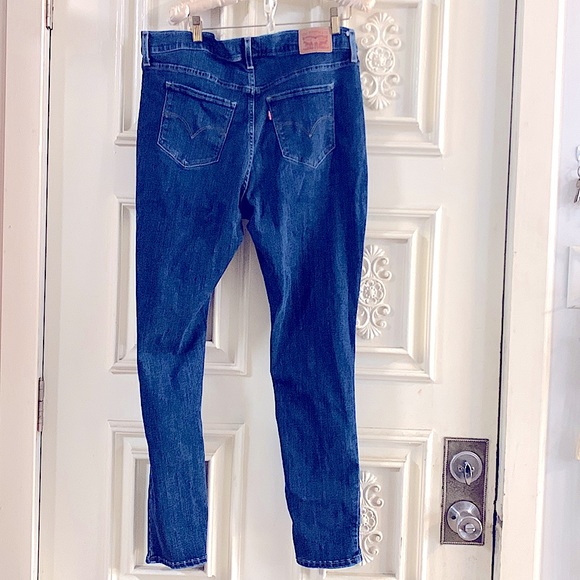 🎉HP🎉🆕»—Levi’s®sculpt—»711 Skinny MidRise Ultimate Look-Amazing Jeans SOLD OUT - Picture 3 of 16